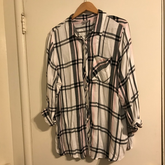 Avenue Tops - Avenue camp shirt Sz 22/24